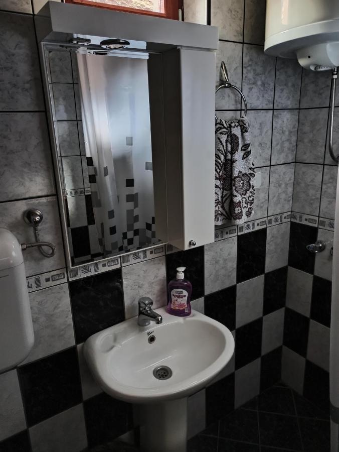 Apartman Ristic Niska Banja Exterior foto